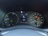 メーターパネルも知りたい情報が一目瞭然ですね。
