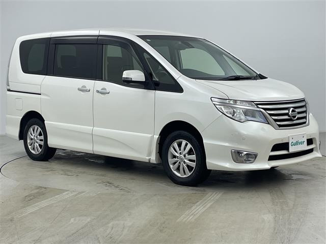 セレナ2.0 ハイウェイスター Vセレクション+Safety 4WD修復歴無し