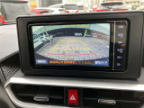バックガイドモニターで、後方を確認しながら安心して駐車することができます。運転初心者も熟練者も必須の機能ですよ!