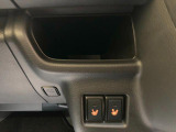 運転席・助手席にはシートヒーター機能が付いています。寒い日の心強い味方です♪