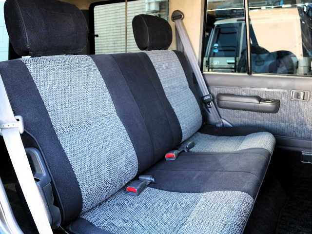 トヨタ ランドクルーザー70 4.2 ZX ディーゼル 4WD の中古車詳細