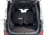 広々としたラゲージスペースを備えています。大きなものや長さのある荷物もしっかりと積み込めます。