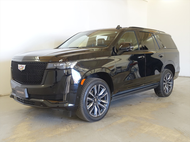 エスカレードスポーツ 4WD