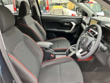 見通しのよいすっきりとした視界で、誰でも運転しやすいです。運転のしやすさは疲れにくさにも繋がりますよ♪