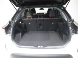 広々としたラゲージスペースを備えています。大きなものや長さのある荷物もしっかりと積み込めます。