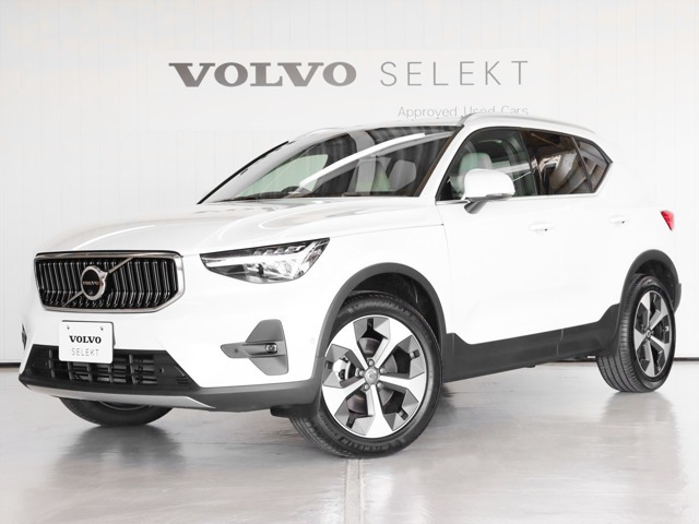 XC40 ウルトラ B4 AWD 4WD