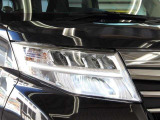 少ない消費電力でクリアな視界を確保するLEDヘッドライトです!