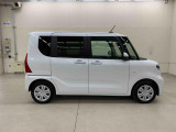 軽自動車、小型車を中心に常時300台展示車を御用意させて頂いております