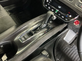 発進時から滑らかに加速する無段階変速のCVTはストップ&ゴーの多い街の中も快適です