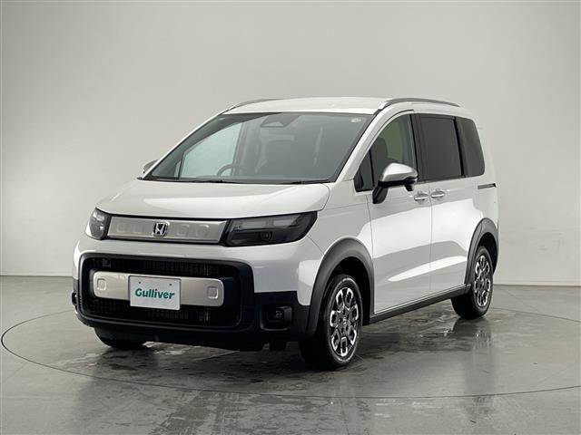 フリード1.5 e:HEV クロスター 4WD修復歴無し