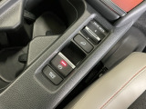 パーキングブレーキはスマートな電子制御式と合わせて渋滞時等にブレーキペダルから足を離しても停車状態を保持してくれるオートブレーキホールド機能で運転が楽になります。スタートはアクセルペダルを踏むだけ
