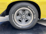 Z28タイプの15インチ5スポークAW