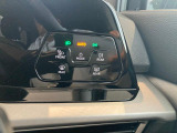対向車や前走車を検知しながら、必要な部分だけを的確に照らすVW独自のIQ.LIGHT。「見える・眩しくしない・疲れにくい」を高次元で両立しています。