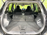 後席を格納すると、これだけの広さが!シーンに合わせたシートアレンジで、大きな荷物も積むことが出来ます♪