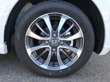 ホンダ純正のアルミホイールが装備されています。