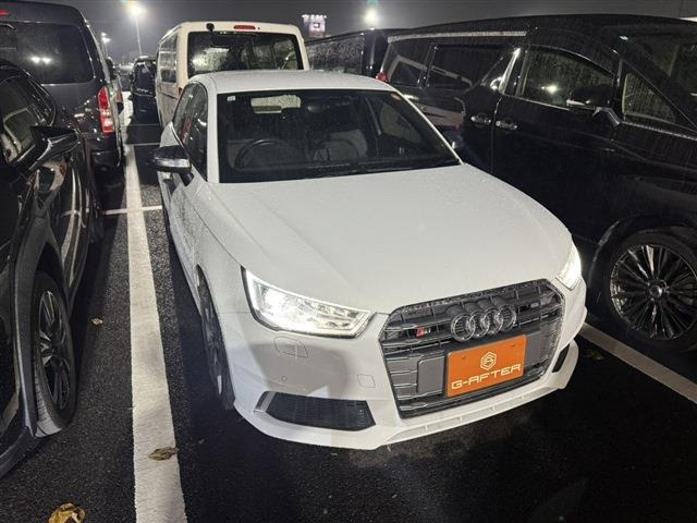 S1スポーツバック2.0 4WD禁煙車 6MT ハーフレザーシート