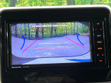 【バックカメラ】駐車時に後方がリアルタイム映像で確認できます。大型商業施設や立体駐車場での駐車時や、夜間のバック時に大活躍!運転スキルに関わらず、今や必須となった装備のひとつです!