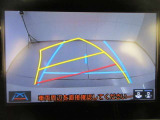 安心のバックモニター搭載。ガイドもあって、夜間でもよく見えます。