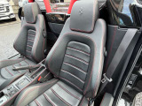 運転席・レッドステッチデイトナシート・跳馬エンボス加工ヘッドレスト・パワーシート。
