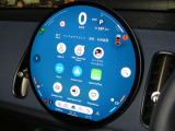 Apple CarPlayやAndroid Autoなど様々なアプリケーションがインストールされています!