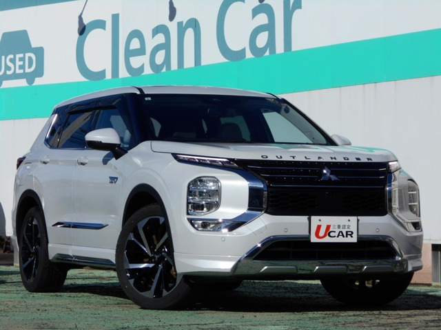 アウトランダー PHEV 2.4 P 4WD 