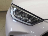 夜間でも明るく照らしてくれるLEDヘッドライトになります!