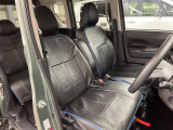 運転席シート廻りは使用感も少なく、良好な状態となっています。丁寧に使われていたことがよくわかりますね。