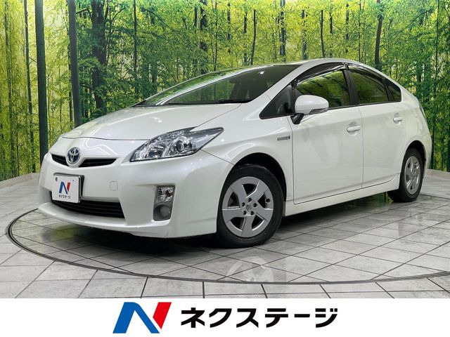 プリウス 1.8 S （DAA-ZVW30）
