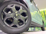 【純正15インチアルミホイール】外観にマッチした純正アルミホイールを装着しております。各種社外アルミホイールや、スタッドレスタイヤも取扱いしております。是非ご相談ください♪