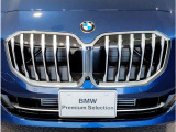 ☆BMWの代名詞とも言える【キドニーグリル】一目見ただけでBMW車であると認識できる確固たるアイコンとして存在感を放ちます☆