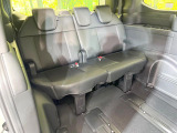 3列目シートはもちろん状態良好☆大人でもゆったりと座って頂けますので、大人数でのお出かけもラクラクです♪ご家族で、気の知れた仲間で、ドライブに行くのが楽しみですね♪