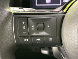 【ステアリングスイッチ】運転中、前方から目線をそらすことなく、オーディオ等の操作が可能な便利機能!安心&快適なドライブを演出してくれます♪