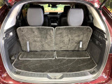 普段のお買い物や通勤、送迎等に十分な荷室スペースを確保しております。セカンドシートを倒すと、大きな荷物の積載も可能です♪