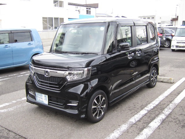 N-BOXカスタム G L ホンダセンシング 4WD 