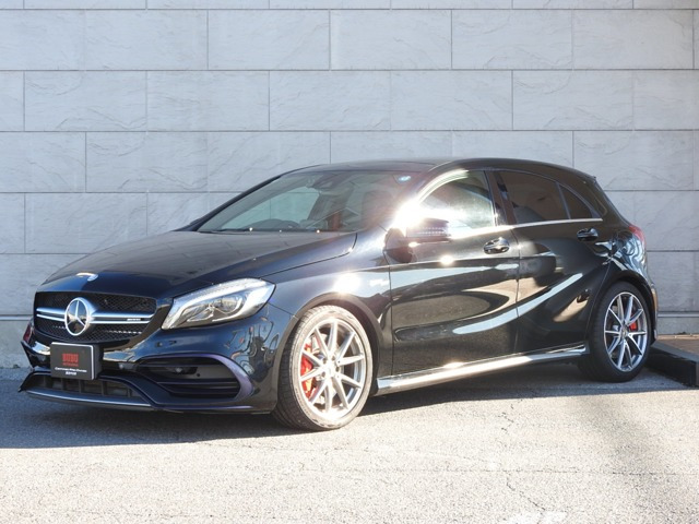 AクラスAMG A45 4マチック 4WD
