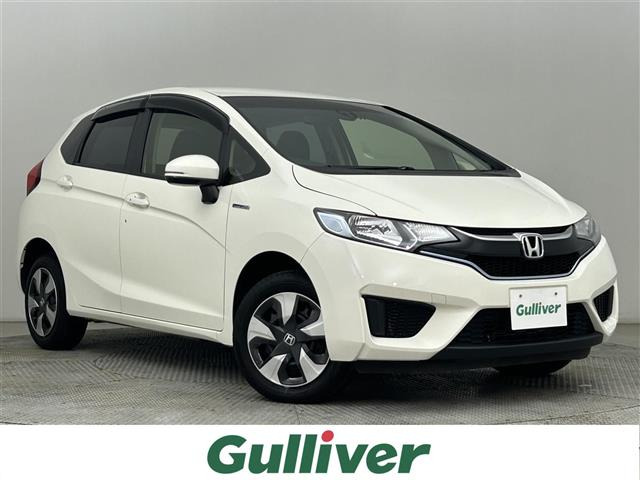 フィット1.5 ハイブリッド Fパッケージ 4WD4WD 修復歴無し