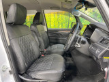 運転席シート廻りは使用感も少なく、良好な状態となっています。前オーナー様が丁寧に使っていたことがよくわかりますね。