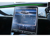 納車前整備は、メルセデスベンツ国際認定メカニックによる最新の検査ライン等の施設が充実した当社工場で入念に行います。