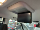 後席モニター付きで長距離ドライブも快適です♪