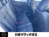 後席も広々していますので、海や山への行楽時も室内で快適に過ごせます!