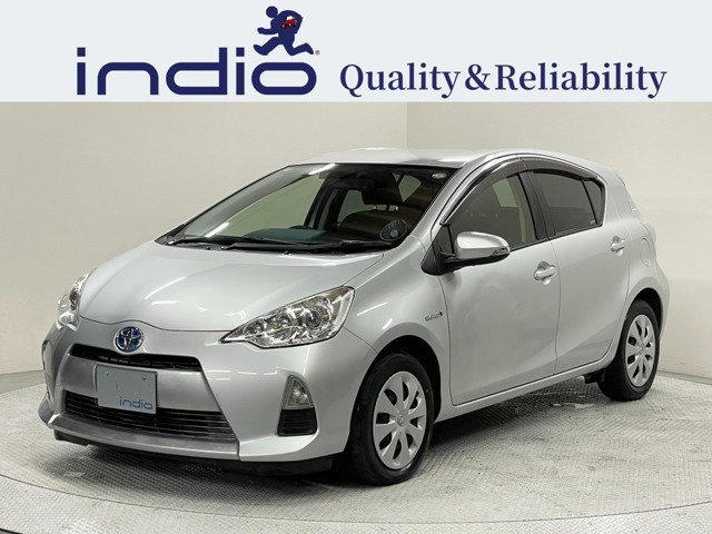 アクア 1.5 S 純正ナビ(NSCP-W62)・バックモニター・Blue