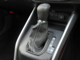 シフトノブはスレがなく、きれいな状態です。いつも触る部分がきれいだと大切に乗られていたことがわかりますよ。