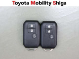 スマートキー2本付き!キーをポケットやカバンに入れておくだけでドアの施錠・開錠やエンジンスタートの操作が簡単です!