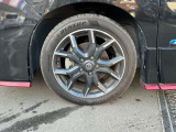純正17インチアルミホイール☆車両とマッチしています!