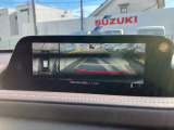 ★360&deg;ビューモニター★クルマを真上から見下ろしているかのような映像によって車庫入れや縦列駐車などの駐車時に自車と駐車位置の関係をひと目で確認できスムースな駐車をサポートします!