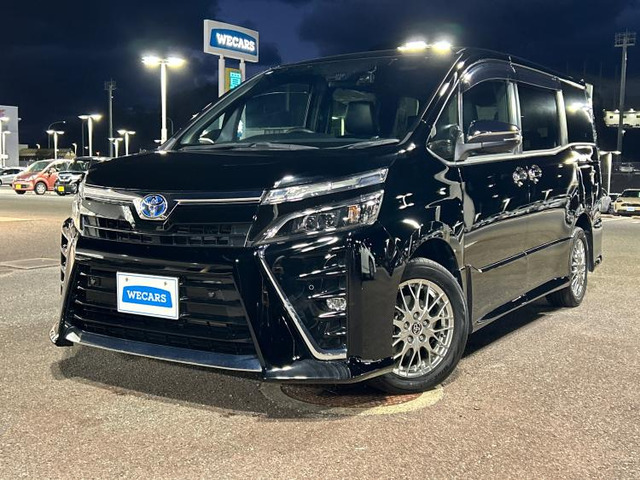 ヴォクシー 1.8 ハイブリッド ZS 煌III （6AA-ZWR80W）