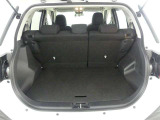 広々としたラゲージスペースを備えています。大きなものや長さのある荷物もしっかりと積み込めます。