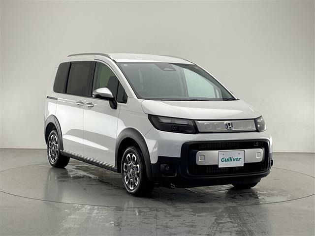 フリード1.5 e:HEV クロスター 4WD修復歴無し