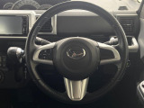 ステアリングも使用感が少なく、きれいな状態となっております♪