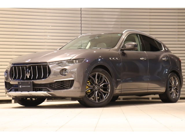 レヴァンテグランルッソ 4WD